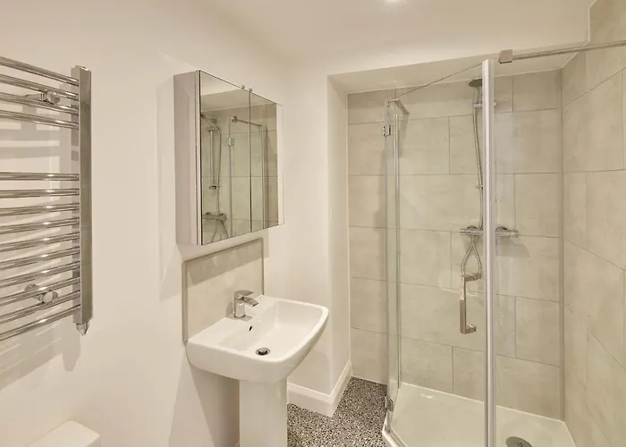 Host & - Sea Watcher Whitby