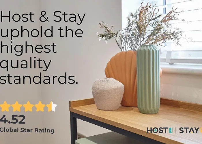 Host & - Sea Watcher * Whitby